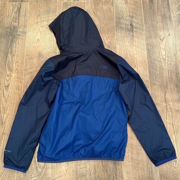 The North Face Boy’s Blue Raincoat Size Medium - Picture 5 of 7